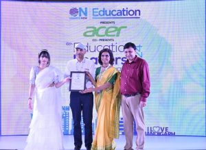 Vineet Raj Kapoor conferred Education Excellence in Higher Education Award